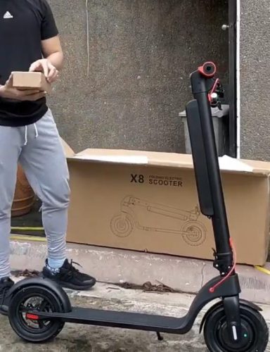 2022 Most portable eScooter | AOVO X8 Electric Scooter | 3 Setting Speed 350W Motor Battery Easy Removable Folding Scooter photo review